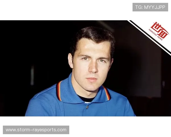 足球传奇人物全景百科全面揭秘球星生涯与成就 足球传奇人物全景百科全面揭秘球星生涯与成就